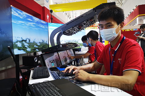 中航大4件教學成果亮相第五屆世界智能大會教育科技展